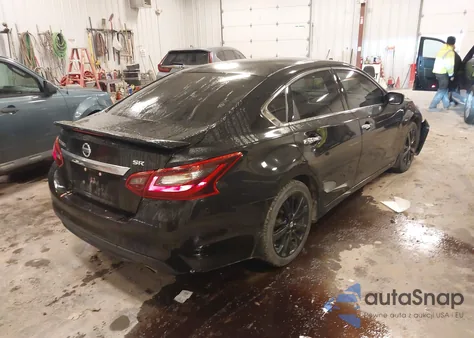 2017 Nissan Altima 2.5 Sr из США, поврежденный, VIN 1N4AL3AP1HC479411